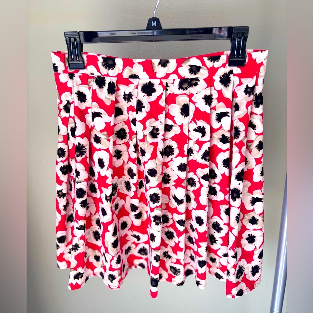Alex and Alex Floral Red Skirt Size 6
